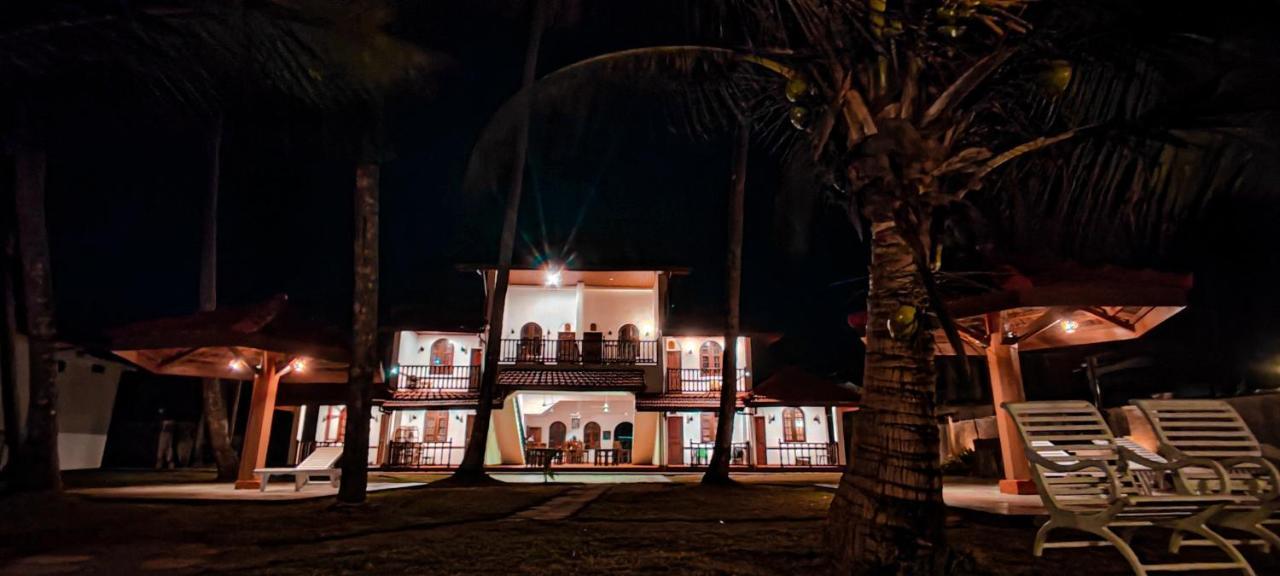 Nu-Vin Beach Hotel Ahangama Exterior foto